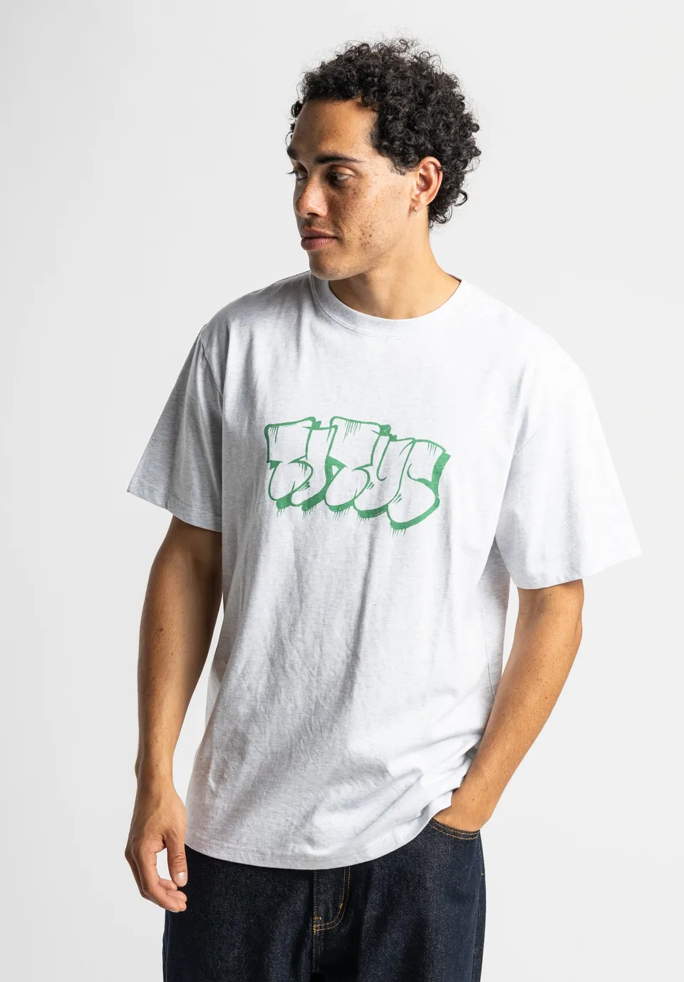 titus-tagg-t-shirt-regular-fit-titus-tag-logo-brustprint image 1