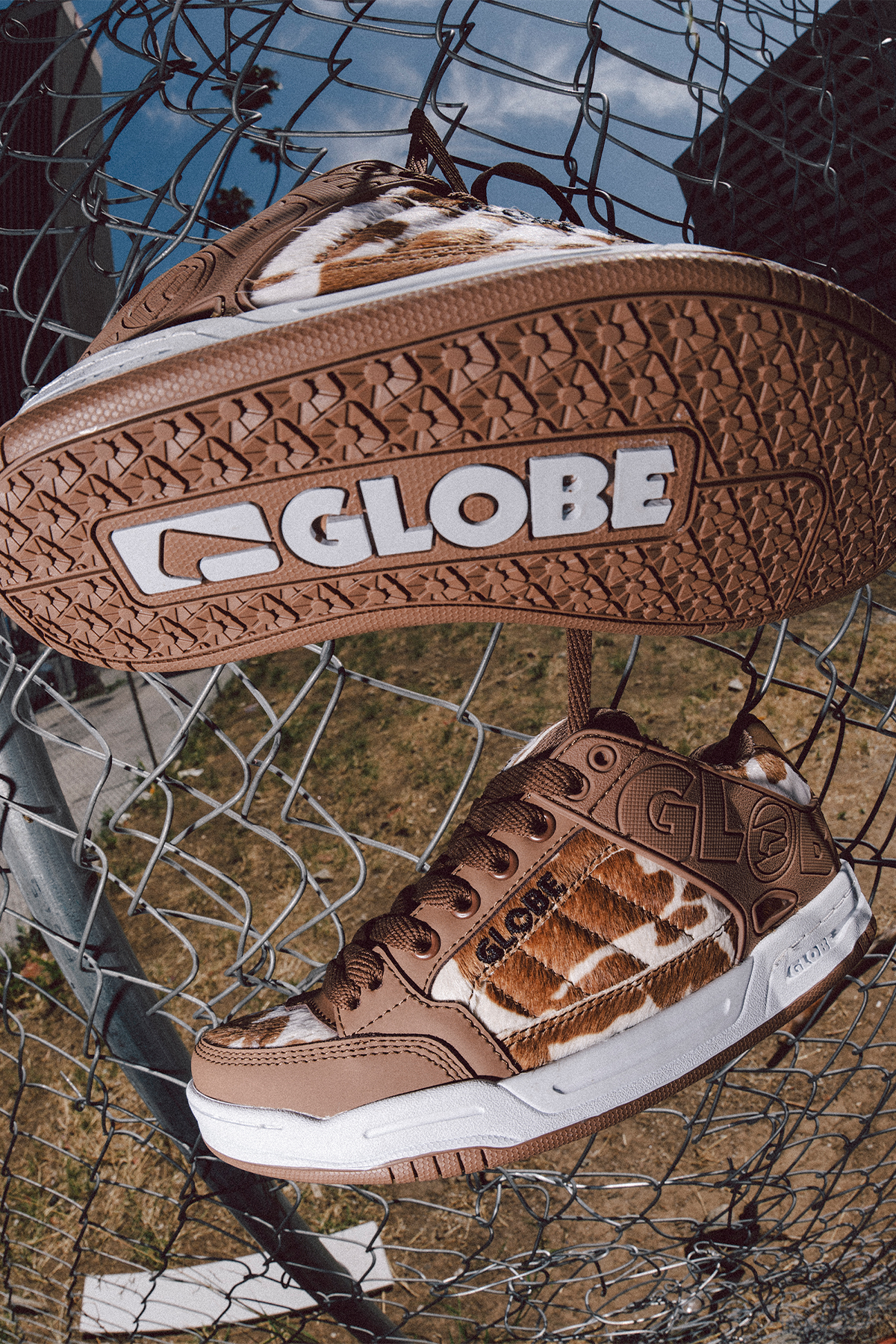 globe-tilt-skate-schuhe-brown-white-cow image 5