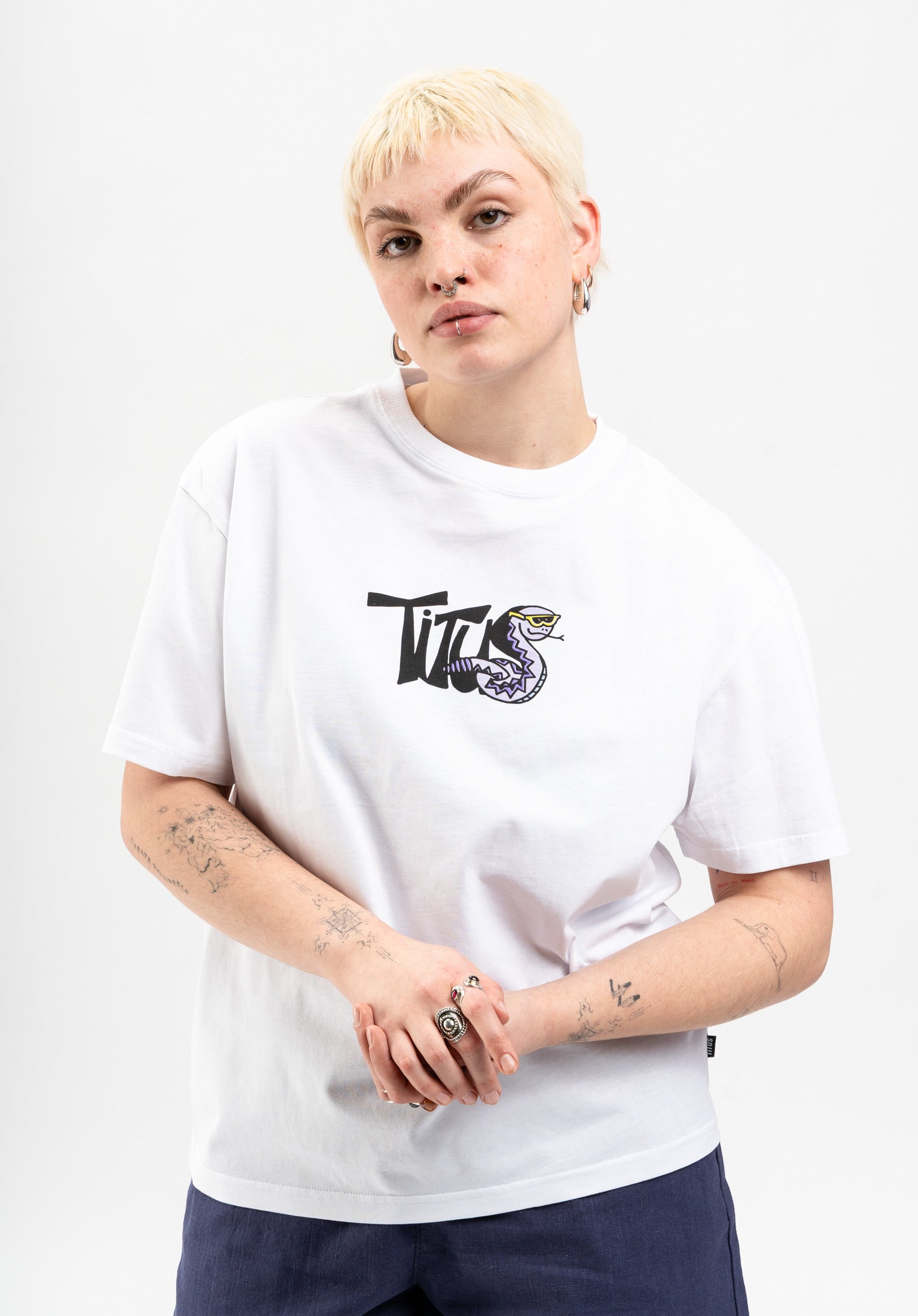titus-minna-t-shirt-mit-brustprint-loose-fit-schwerer-baumwoll-jersey image 1