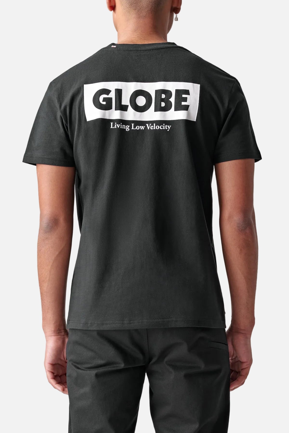 globe-living-low-velocity-t-shirt-black image 2