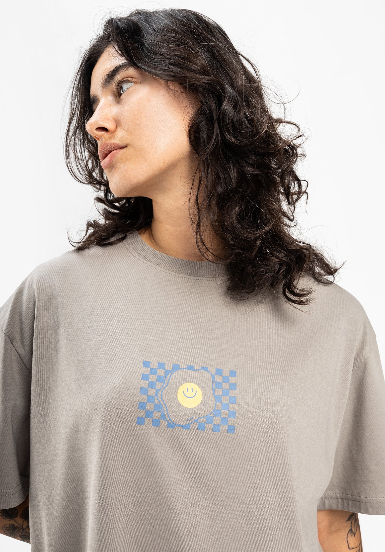 titus-melda-t-shirt-f-r-damen-l-ssiger-fit-gerippter-rundhalsausschnitt-10-statt image 1