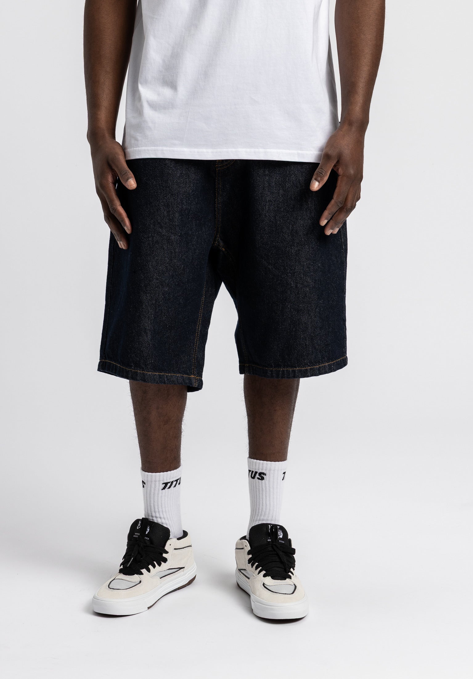 titus-boogy-short-baggy-shorts-4 image 1