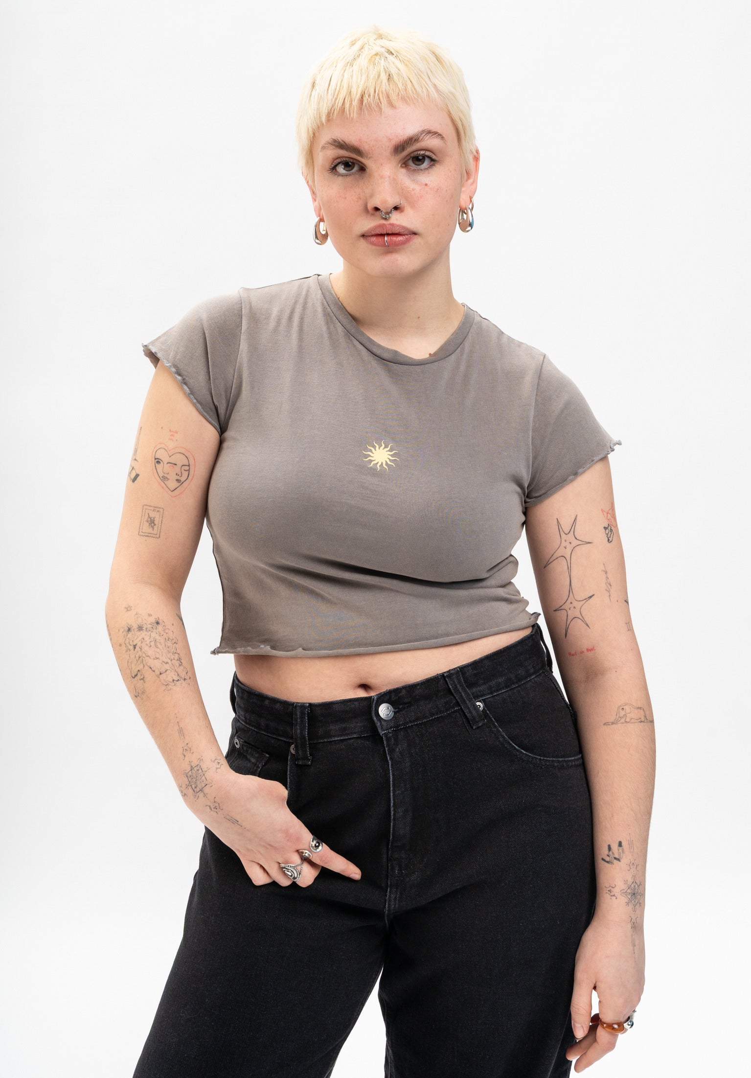 titus-niobe-babytee image 1