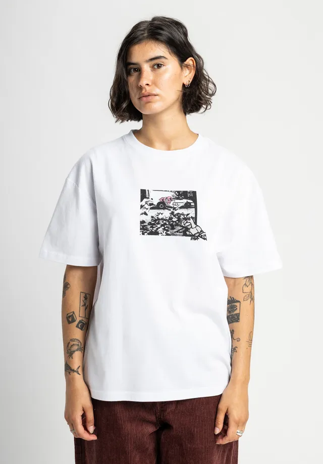 titus-piccioni-t-shirt-mit-graffiti-tag image 1