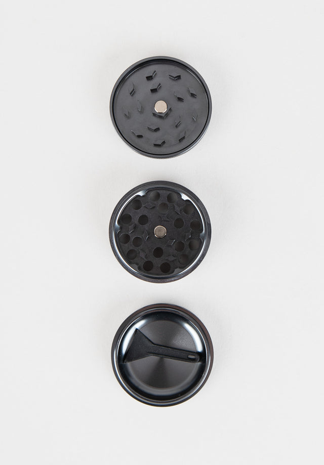 titus-spiro-pocket-metal-3-parts-mini-grinder-3-8-cm-2 image 4