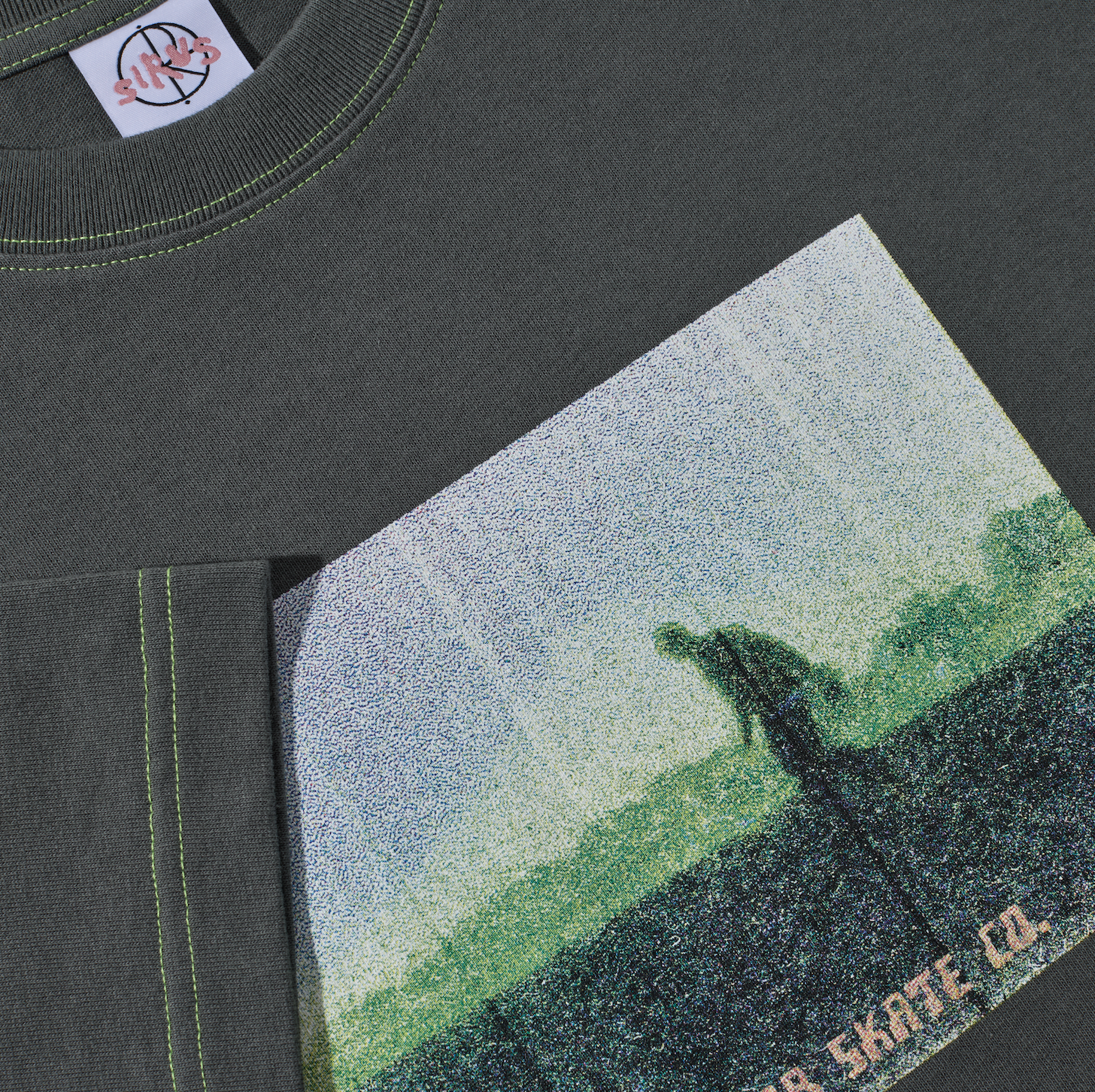 polar-skate-co-contrast-tee-beach-walk-graphite-green-230-gsm-regular-fit image 3
