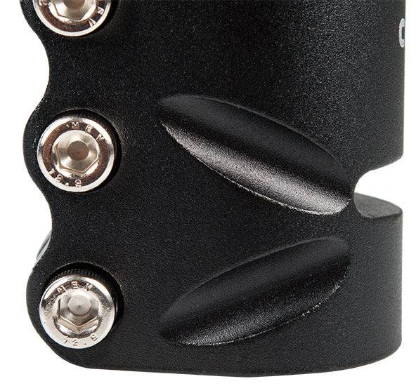 chilli-pro-scooter-clamp-black-4-bolt-klemme-31-9mm image 3