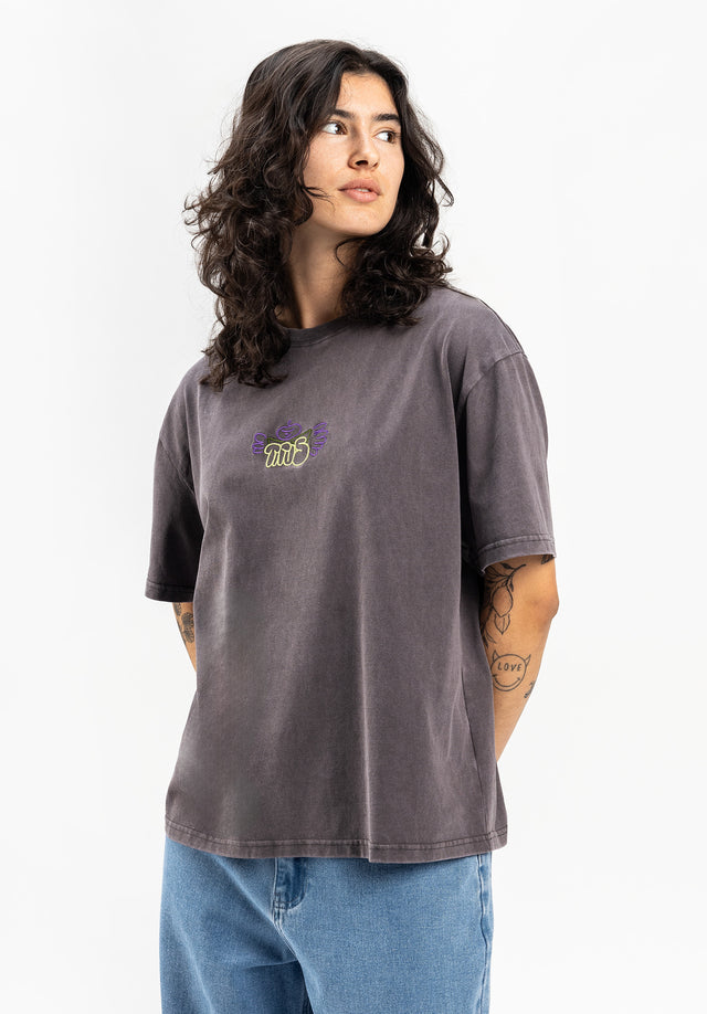 titus-monia-t-shirt-regular-fit-mit-gestickter-front-graphic image 3