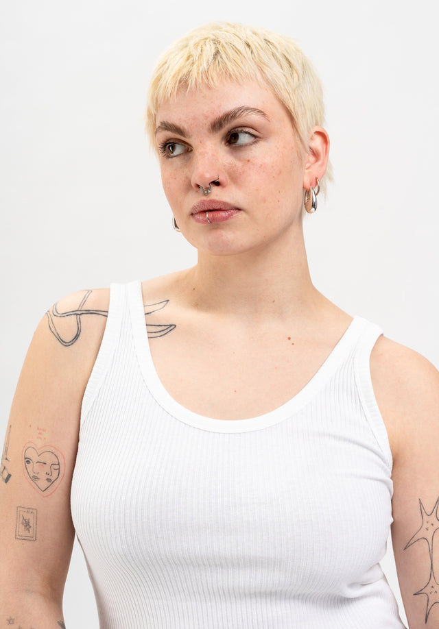 titus-w-bsc-tank-top-geripptes-damen-top-mit-rundhalsausschnitt-und-logo-flag image 2