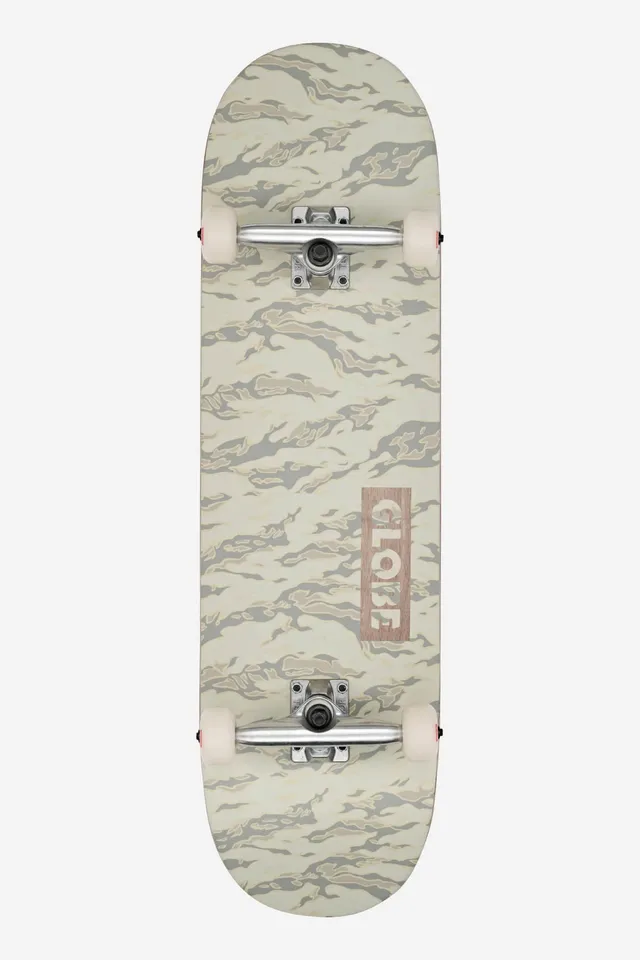 globe-goodstock-8-75-complete-skateboard-vintage-white-camo image 1