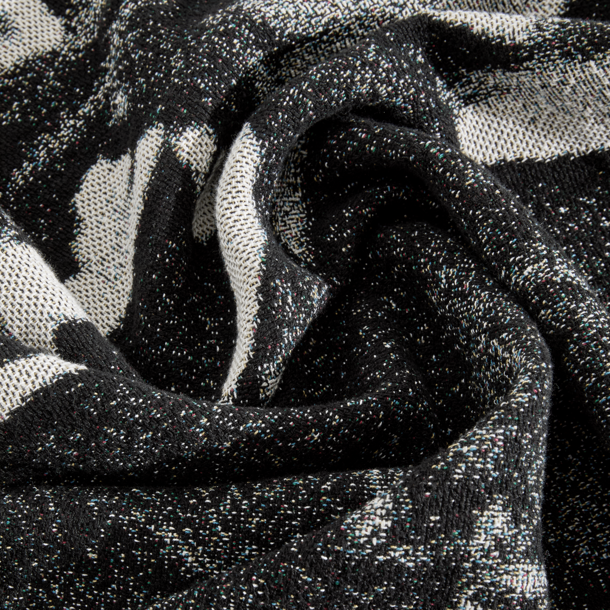 polar-skate-co-throw-blanket-happy-sad-around-the-world image 2