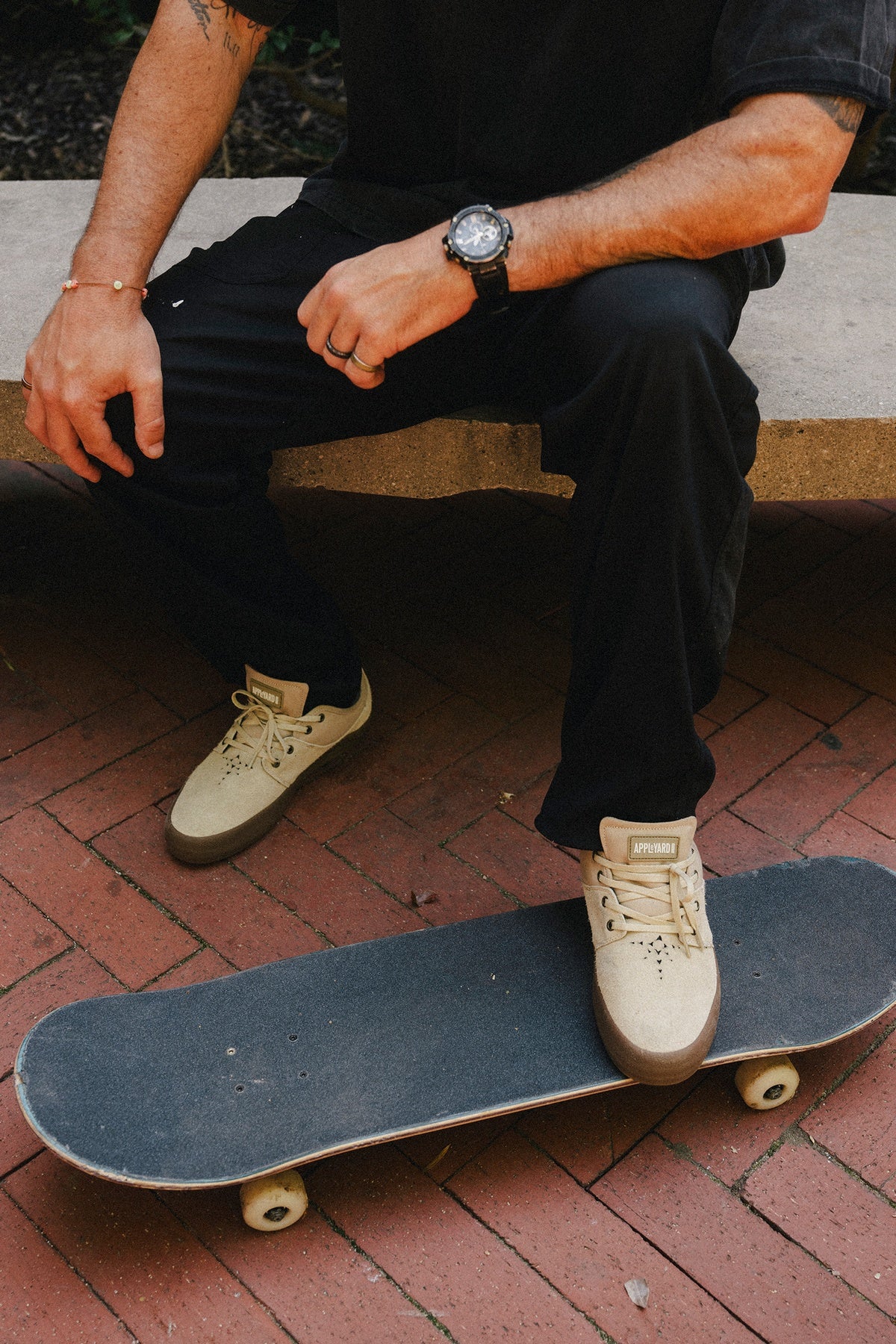 globe-mahalo-crepe-skate-shoes-sand-crepe-mark-appleyard-signature image 2