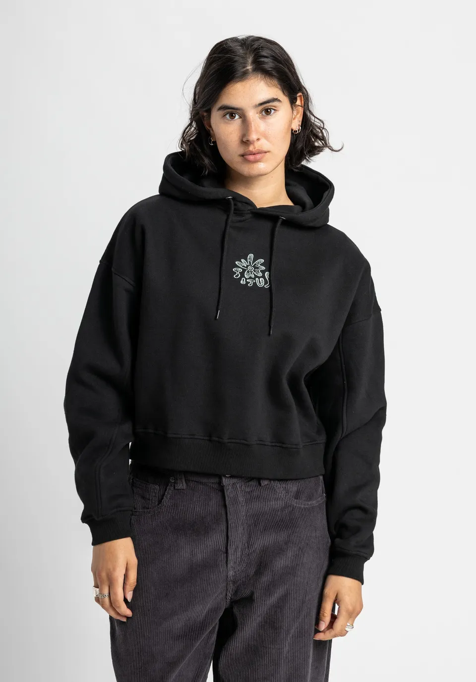 titus-cieli-hoodie-oversized-boxy-fit-doppellagige-kapuze-flower-stickerei image 1