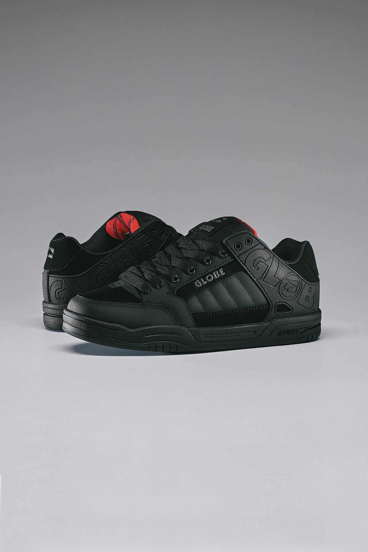 globe-tilt-black-red-tartan-shoes image 6