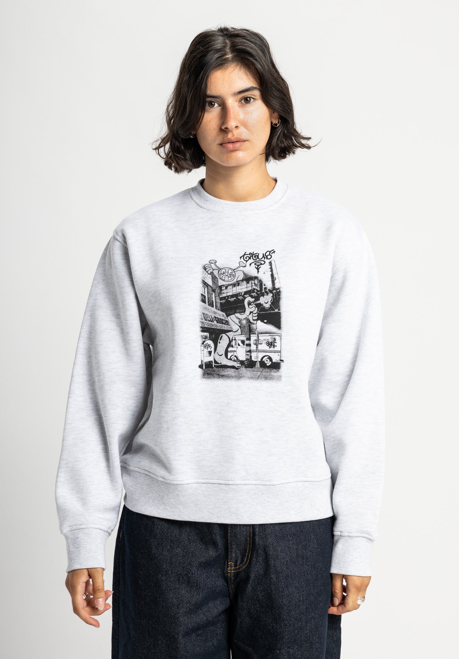 titus-cono-oversize-sweater-mit-graffiti-comic-print image 1
