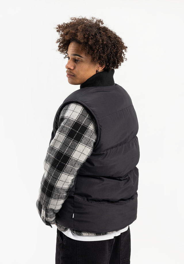 titus-puffer-weste-regular-fit-steppweste image 2