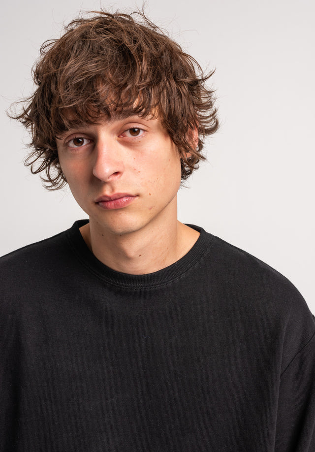 titus-raw-longsleeve-shirt-2 image 3