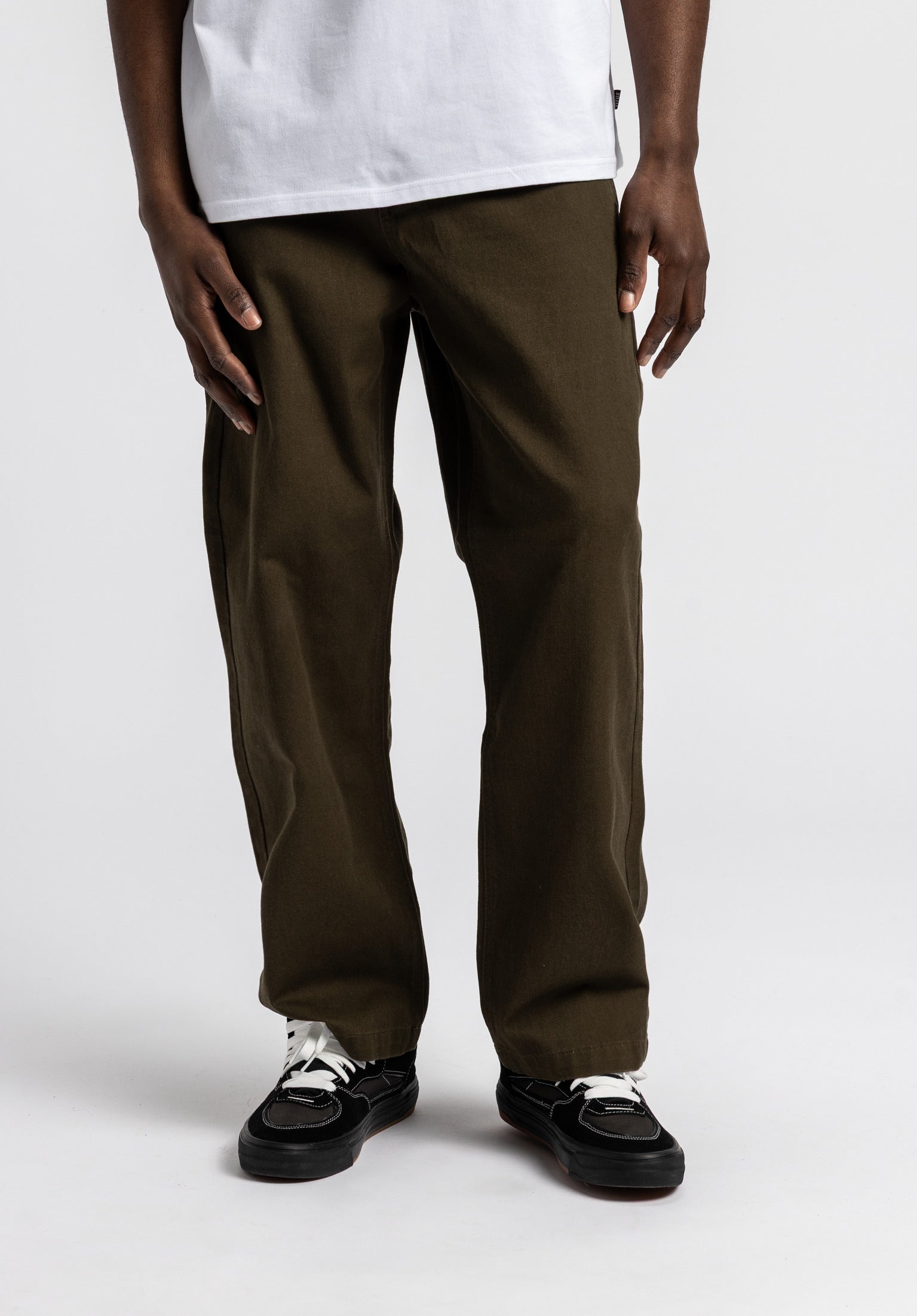 titus-regular-chino-hose-loose-fit-2 image 1