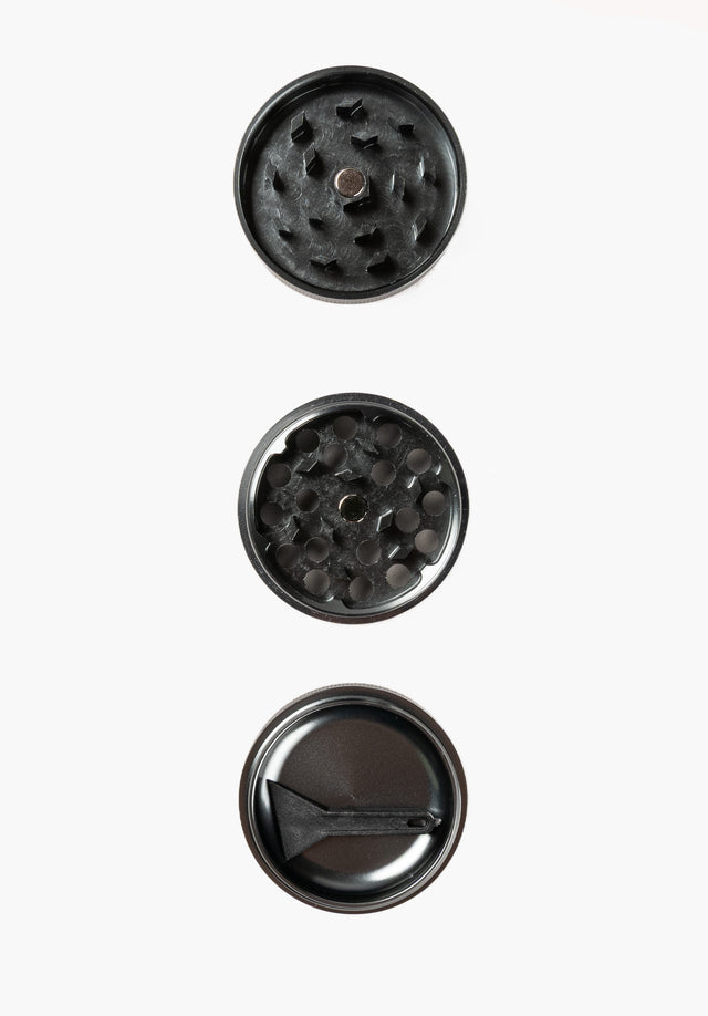 titus-hazy-days-pocket-metal-3-parts-mini-grinder image 4