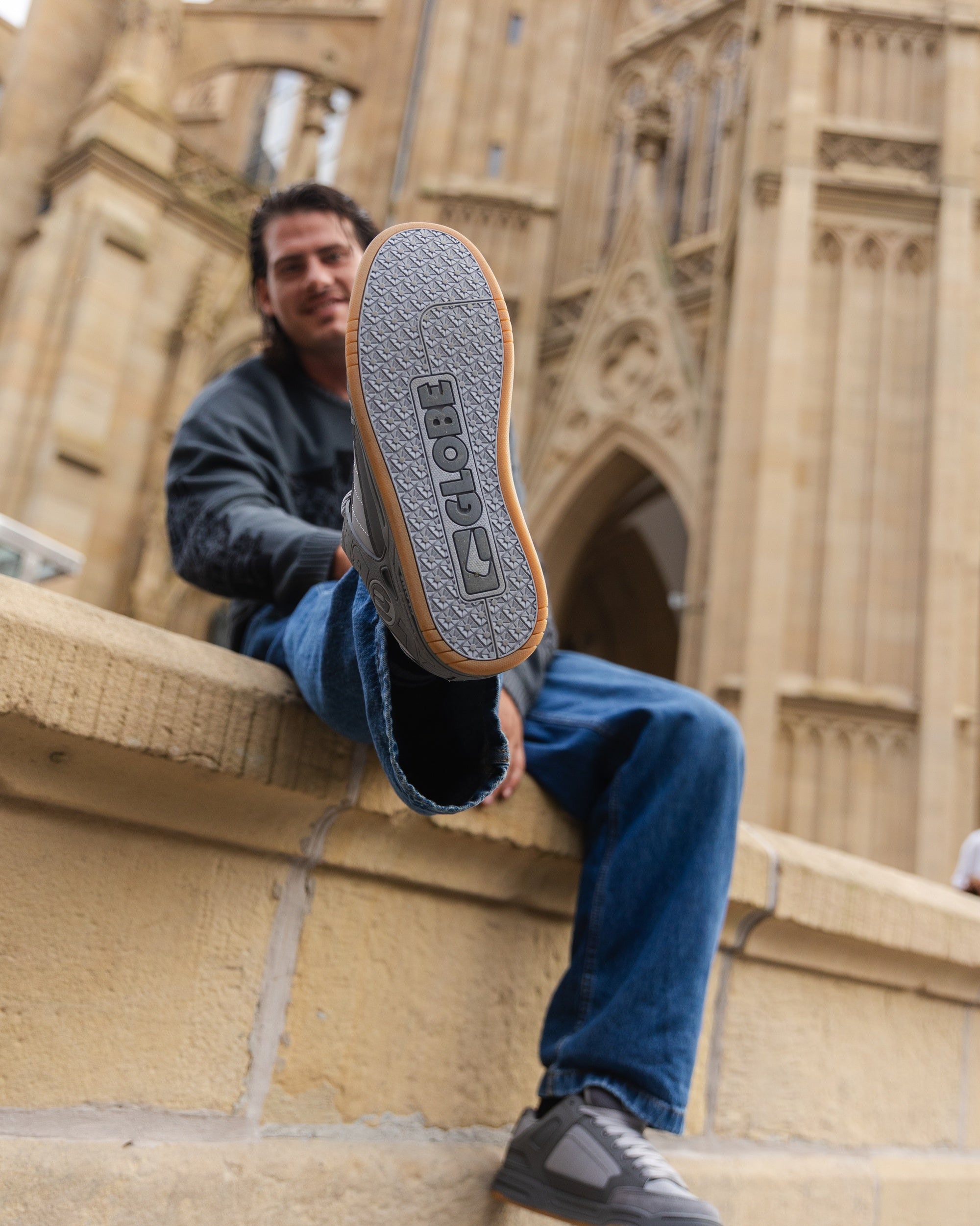 globe-tilt-smoke-skate-schuhe image 5