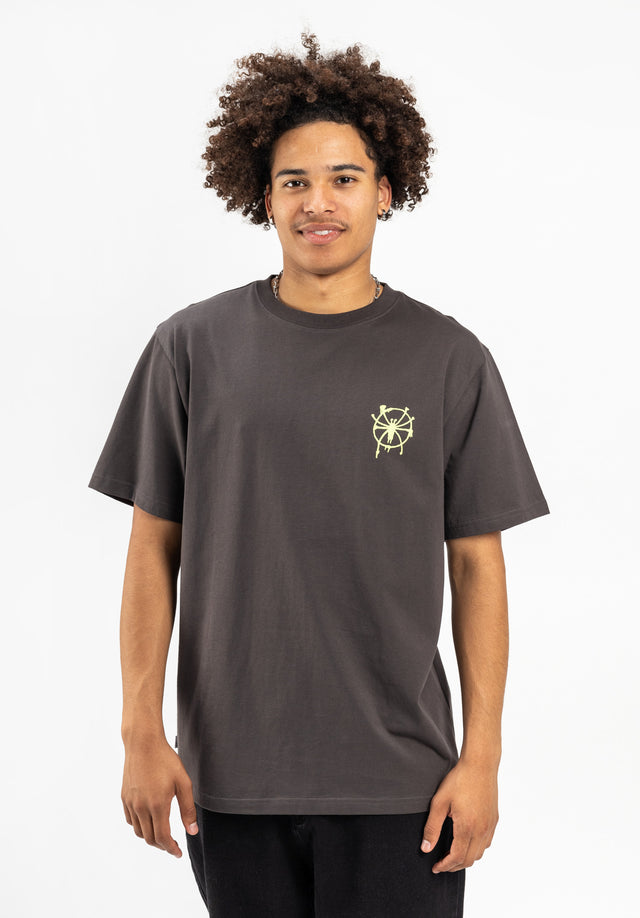 titus-h-m-h-kki-t-shirt-regular-fit-mit-fettem-backprint-und-frontprint image 3