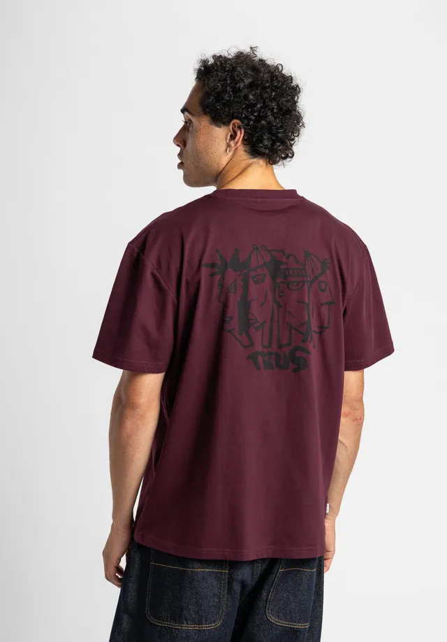 titus-crew-shirt-oversize-t-shirt-mit-dropped-shoulders-und-street-art-prints image 1