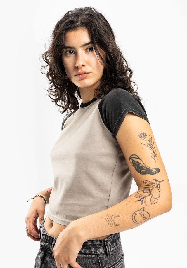 titus-vanda-cropped-t-shirt-slim-fit image 2