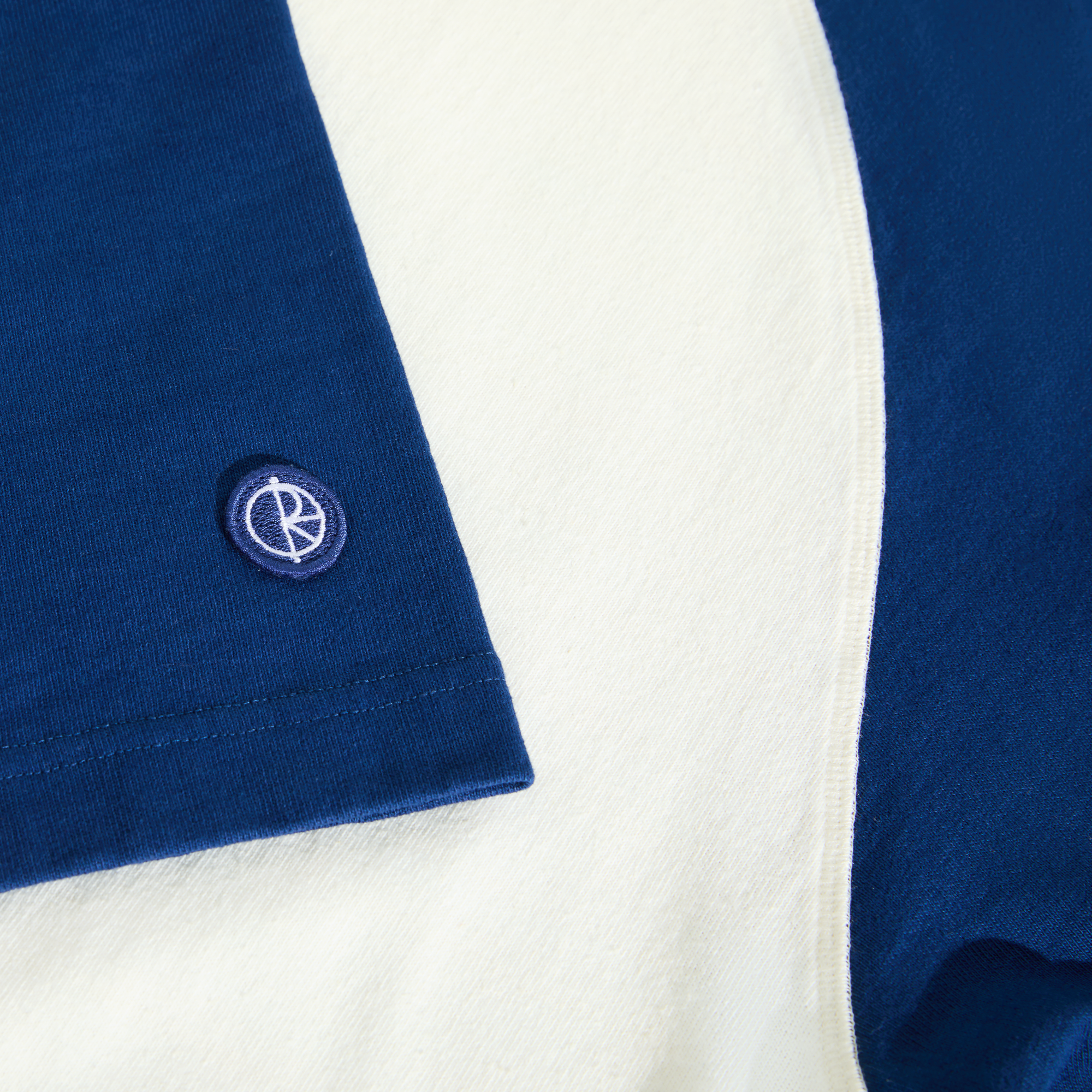 polar-skate-co-doe-tee-ivory-ultramarine-230-gsm-loose-fit-gesticktes-logo image 3
