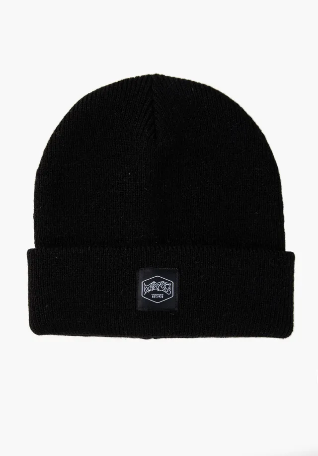 titus-big-logo-beanie-feiner-strick-mit-logo-patch-und-umschlag image 1