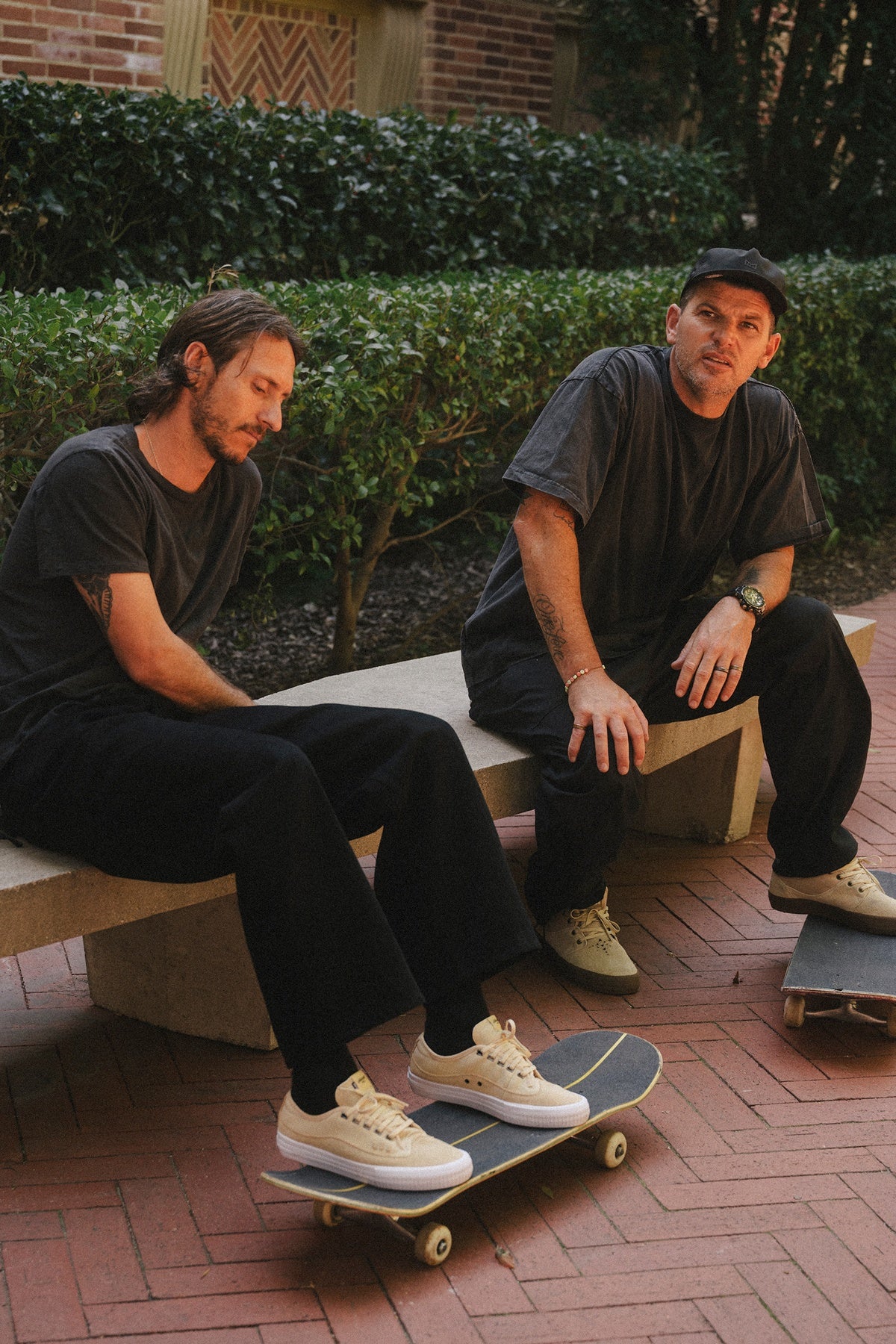 globe-mahalo-crepe-skate-shoes-sand-crepe-mark-appleyard-signature image 6