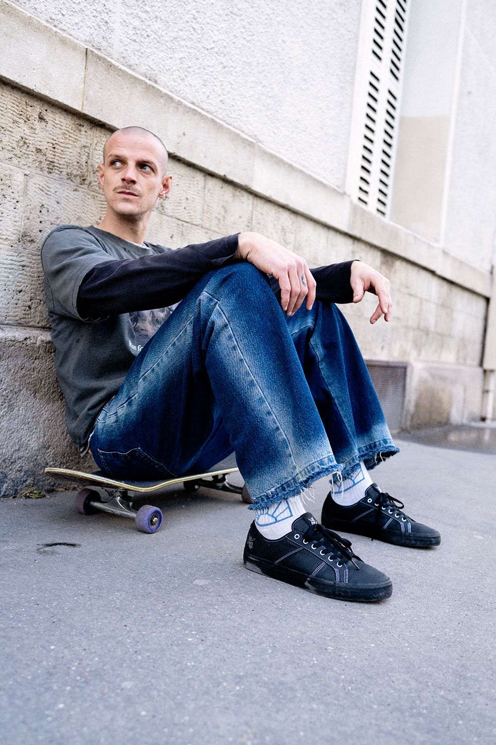 globe-surplus-skate-shoes-black-bauer-val-bauer-signature image 6