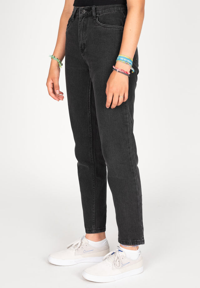 titus-bonnie-girls-mom-fit-jeans-tapered-2 image 4