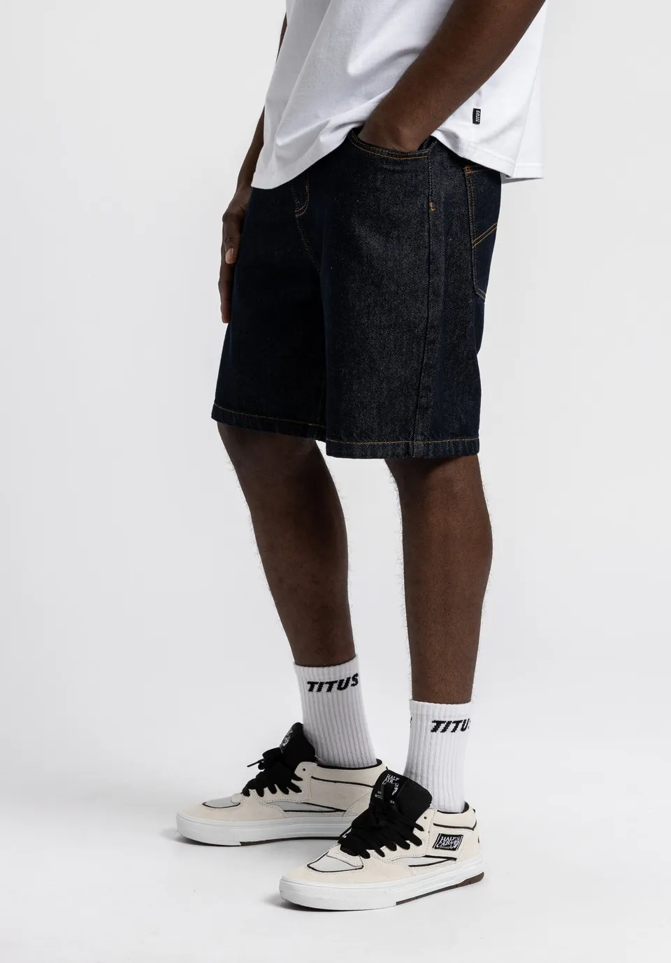 titus-frerik-jeans-shorts-5-pocket-gerade-3 image 1