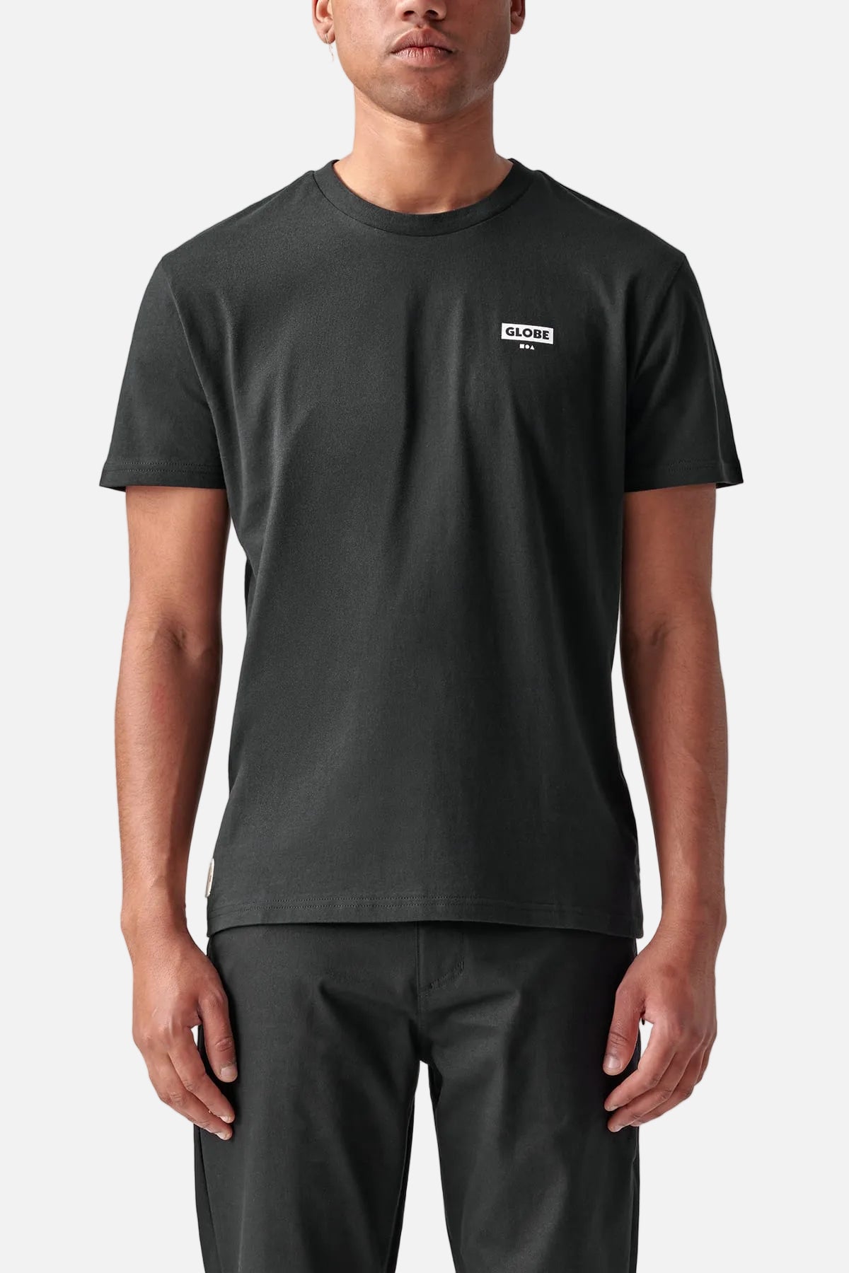 globe-living-low-velocity-t-shirt-black image 1