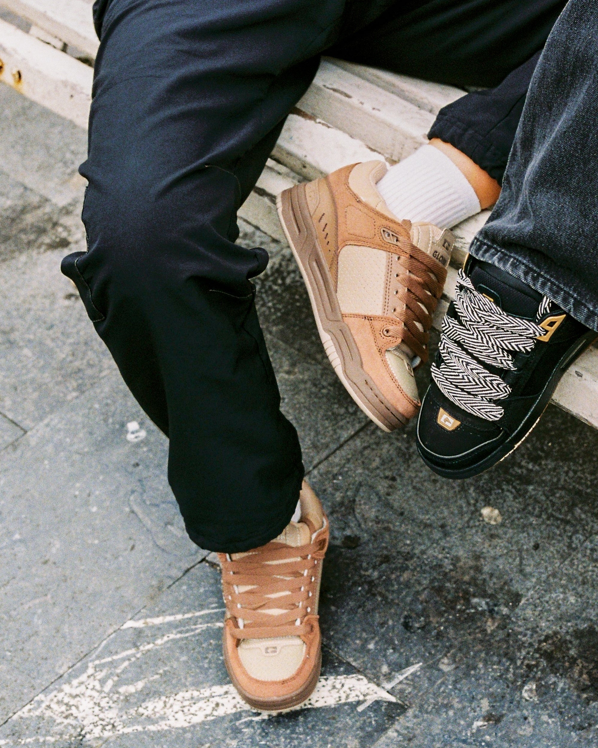 globe-fusion-walnut-chunky-skate-shoes-im-90s-style image 4