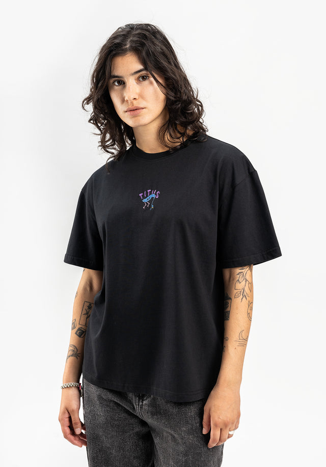 titus-neva-t-shirt-regular-fit-mit-dropped-shoulder-und-stick-logo image 2