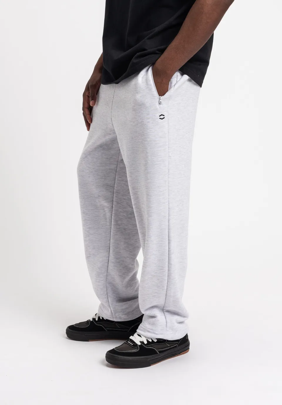 titus-hxgn-jogger-schwerer-420-g-m-heavyweight-jogger-mit-elastischem-tunnelzug- image 1