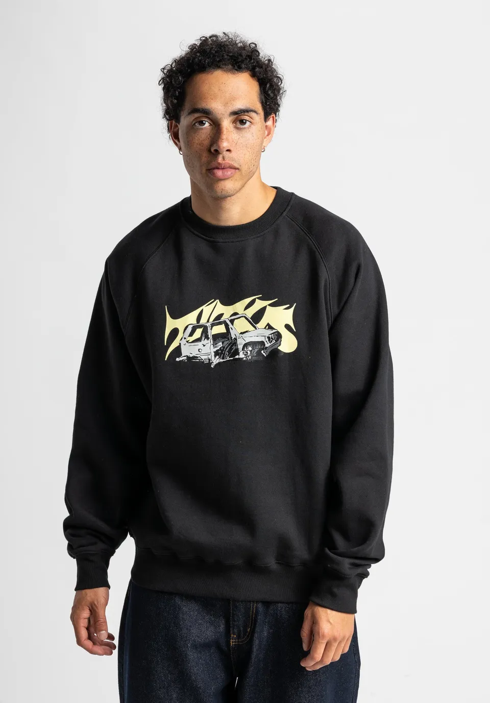 titus-wreck-sweater-oversize-streetwear-mit-car-wreck-print image 1