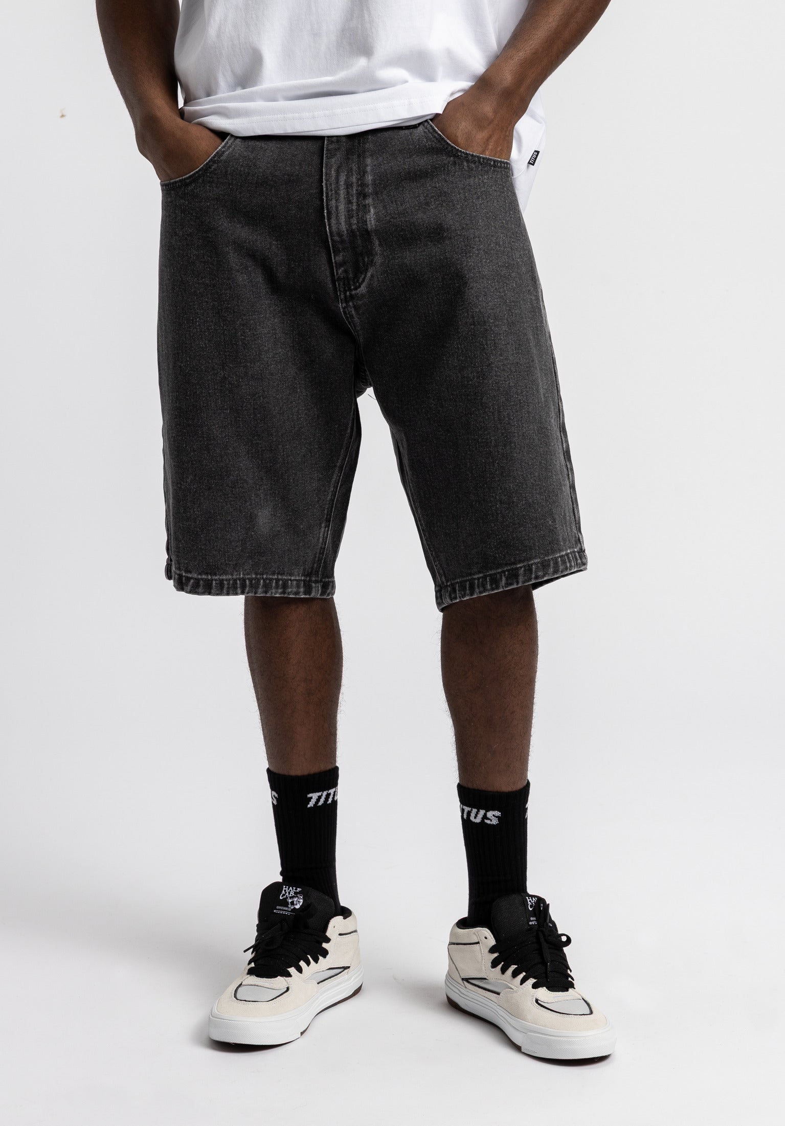 titus-boogy-short-baggy-jeans-shorts image 1