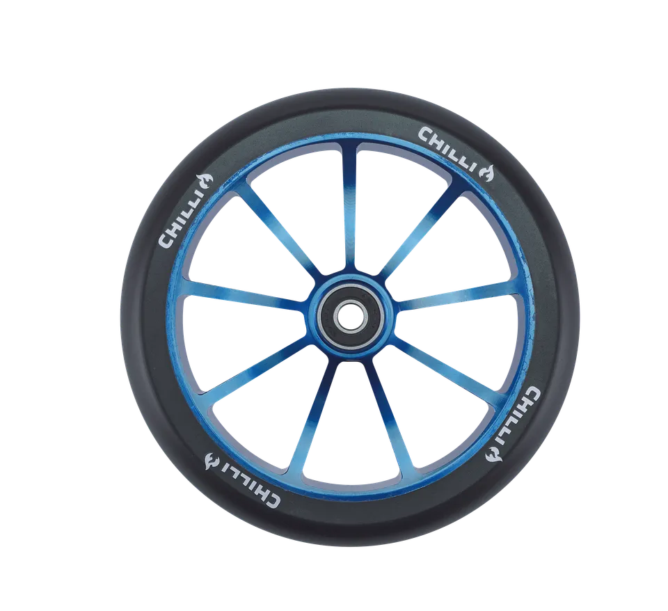 chilli-pro-scooter-wheel-wave-track-black-blue-150mm-dirt-scooter-rolle image 1
