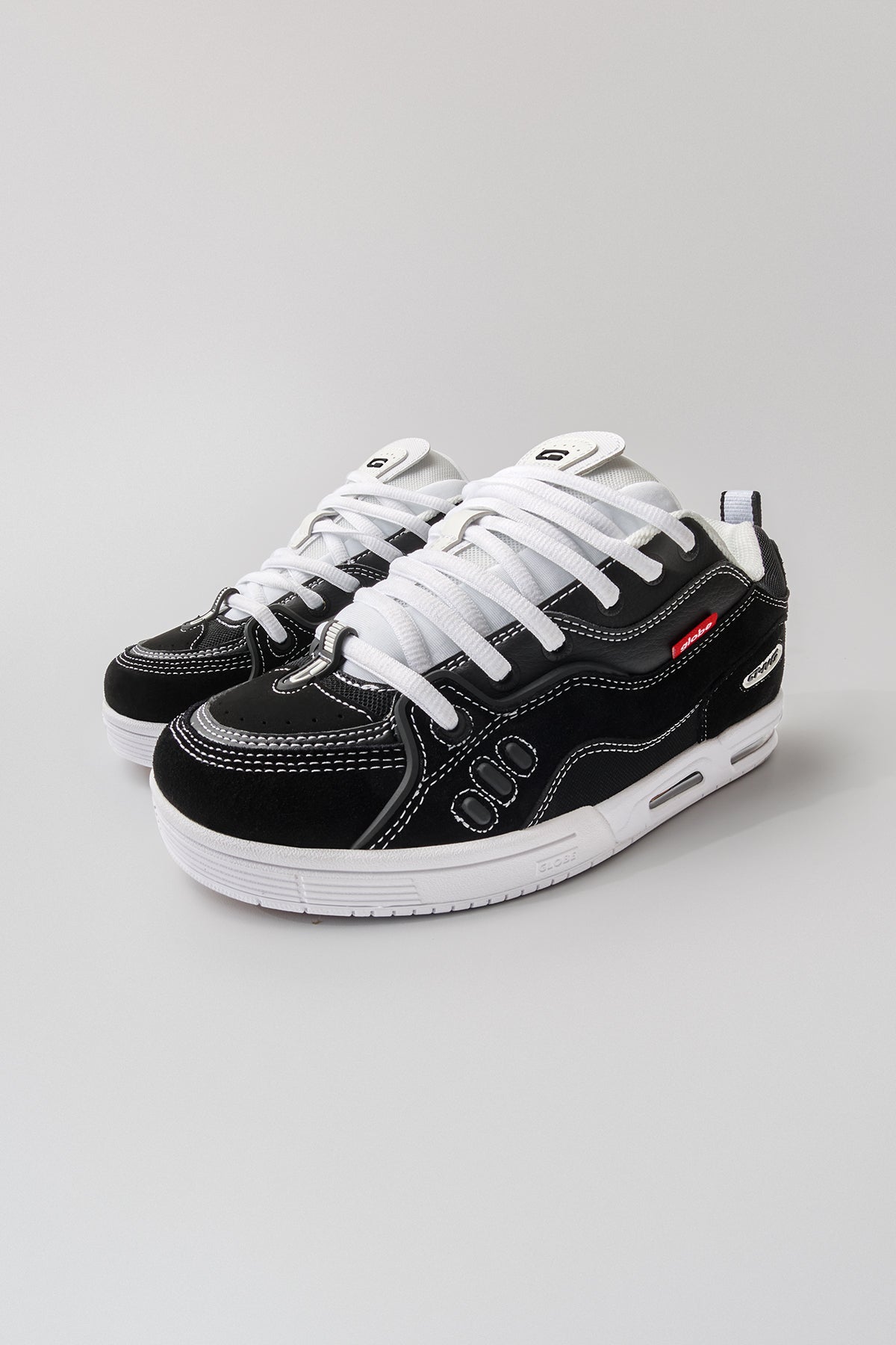 globe-ct-4-skate-shoes-black-white image 3