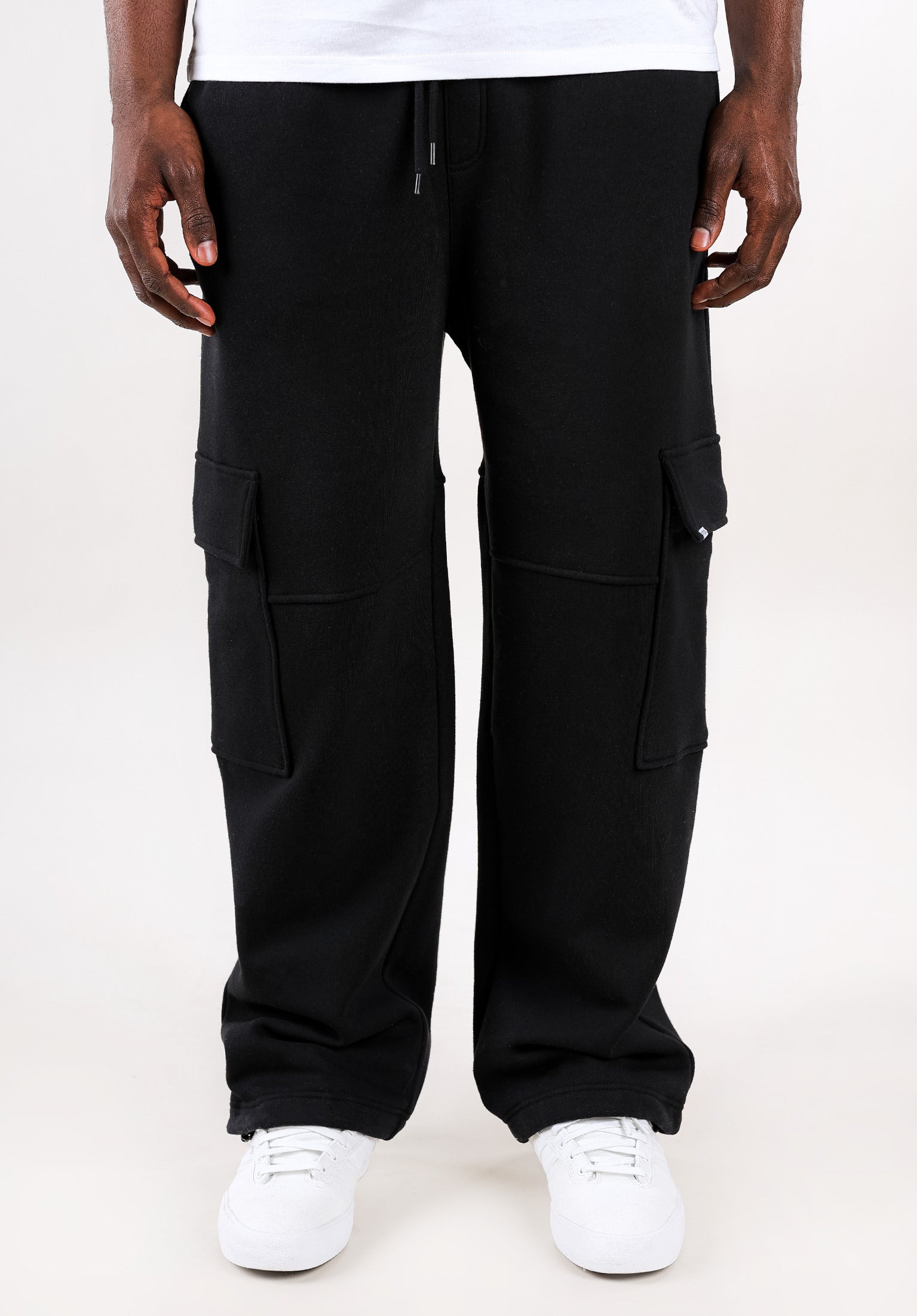 titus-classic-jogger-cargo-jogginghose image 1
