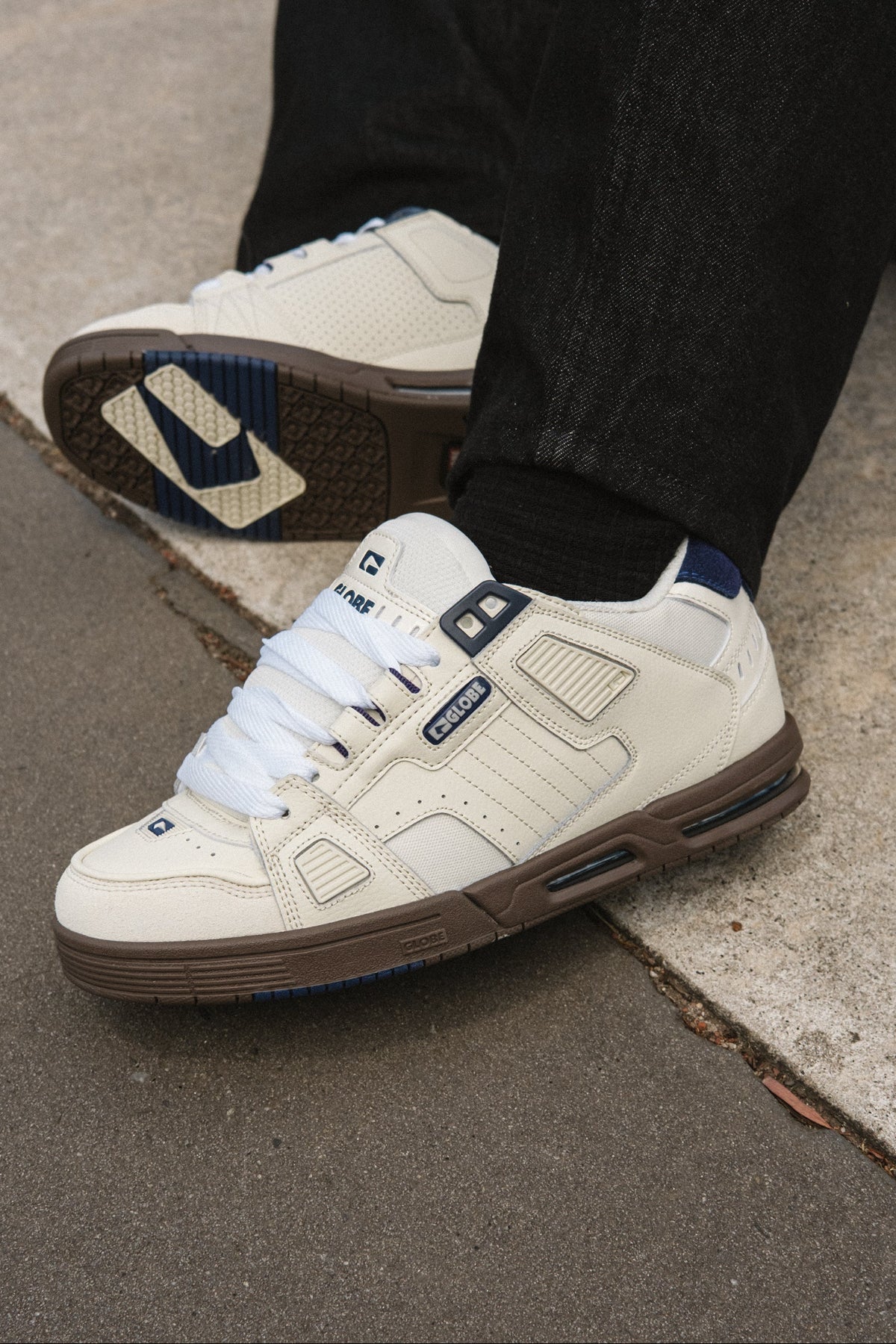 globe-sabre-skate-schuh-antique-white-blue-nitrocel-impact-control image 4