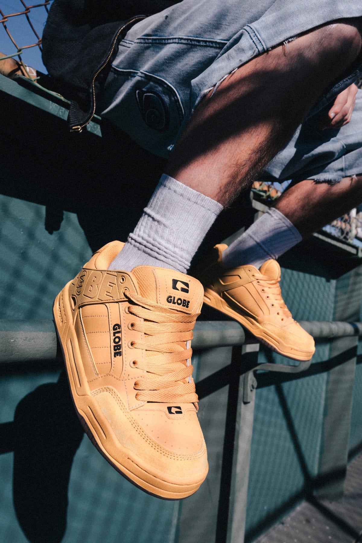 globe-tilt-honey-gum-skate-schuh image 3