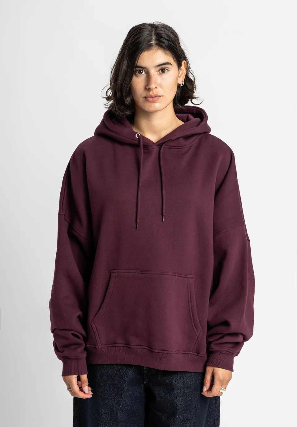 titus-aine-hoodie-oversized-doppellagige-kapuze-kuschelig-weich image 1