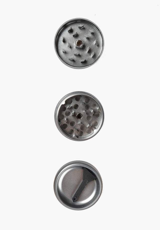 titus-hazy-days-pocket-metal-3-parts-mini-grinder-3-8-cm image 4