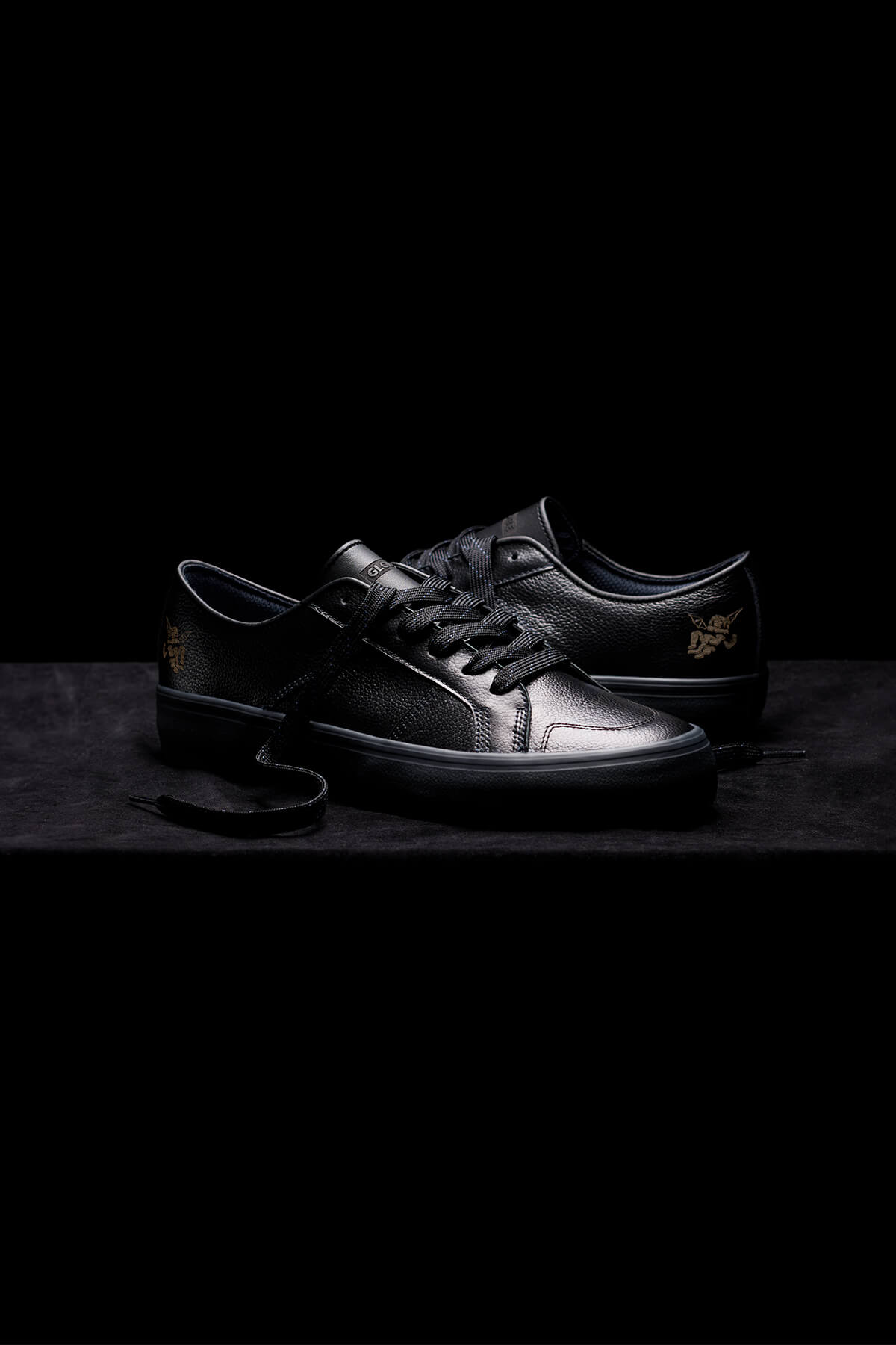 globe-surplus-skateschuh-black-blue-bauer image 4