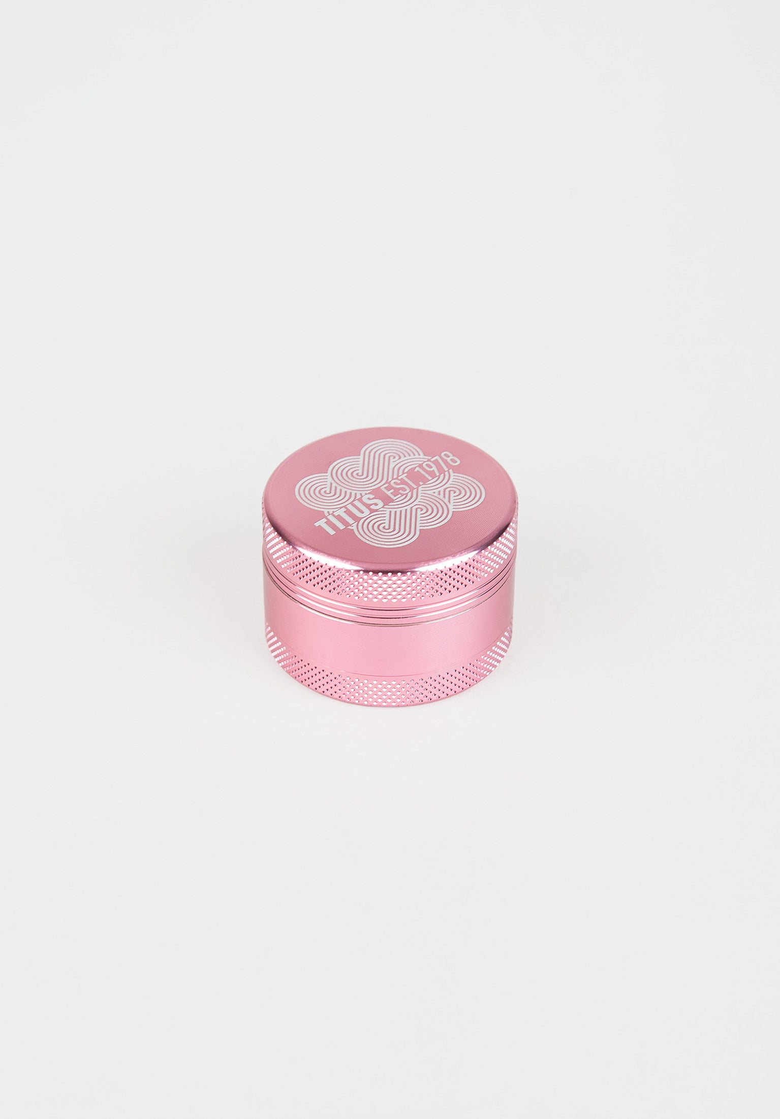 titus-spiro-pocket-metal-3-parts-mini-grinder-3-8-cm image 1