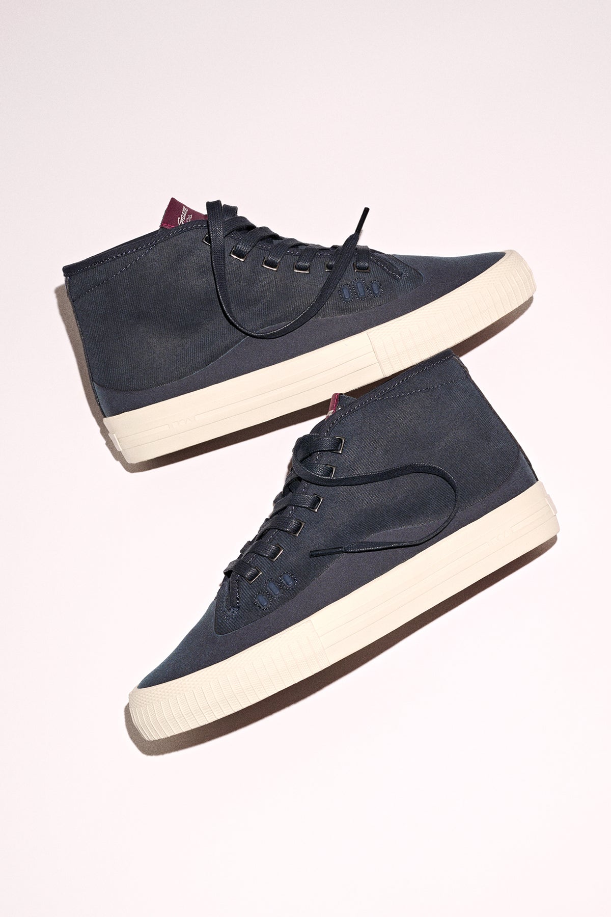 globe-gillette-mid-ink-corded-suede-skate-schuh image 4