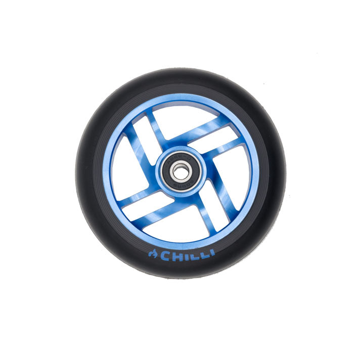 chilli-pro-scooter-izzy-wheel-blue-110mm-rolle image 1